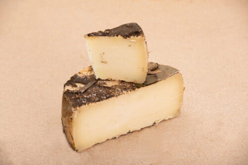 Formaggio Barrique all'Alloro